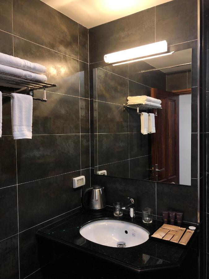 Moc Hoang Hotel Hanoi Dış mekan fotoğraf